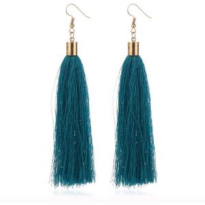 ⬇️NWT Tassel Earrings BLUE/GREEN •BOUTIQUE Item